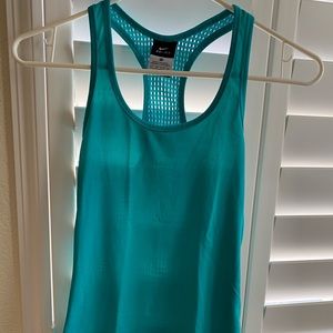 Sleeveless workout top